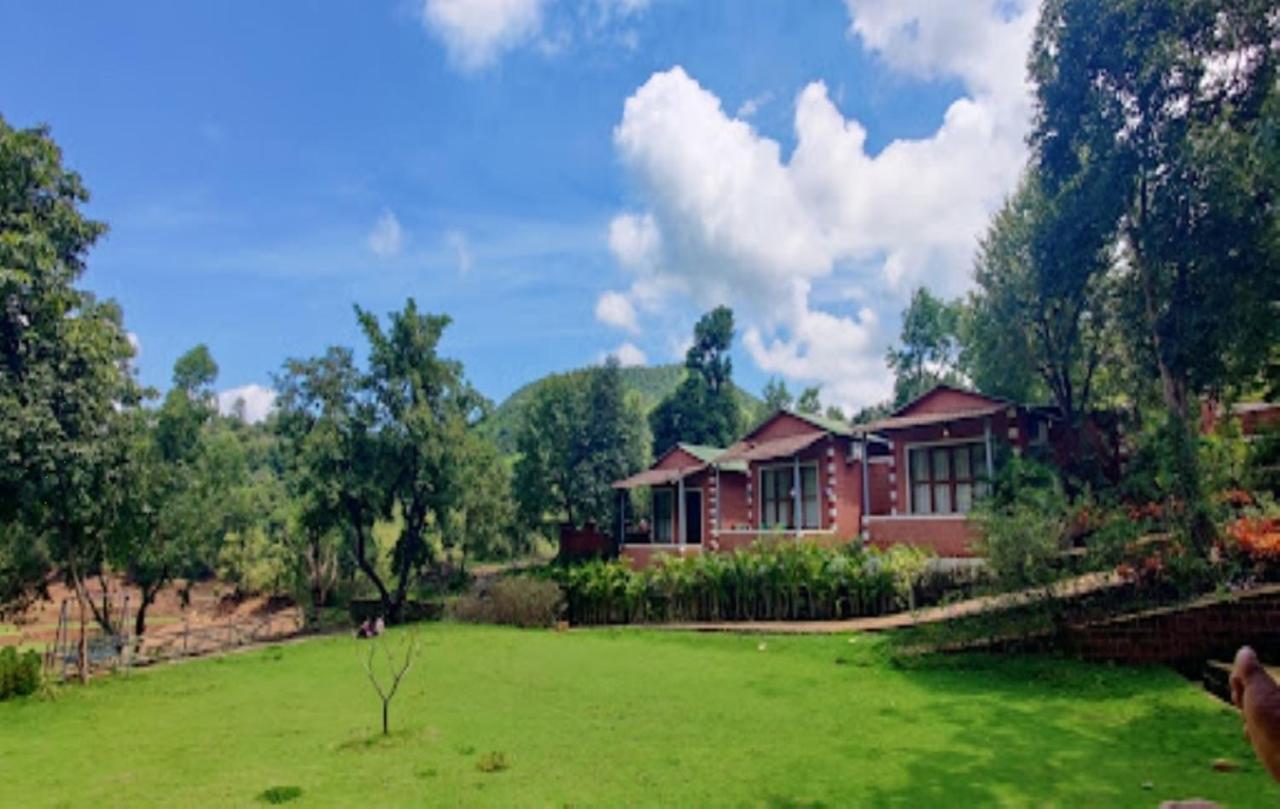 Hotel River Orchid Resort 萨塔拉 外观 照片
